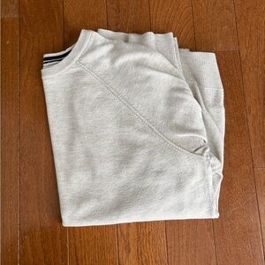 Old Navy Men’s Oatmeal Thin Sweater